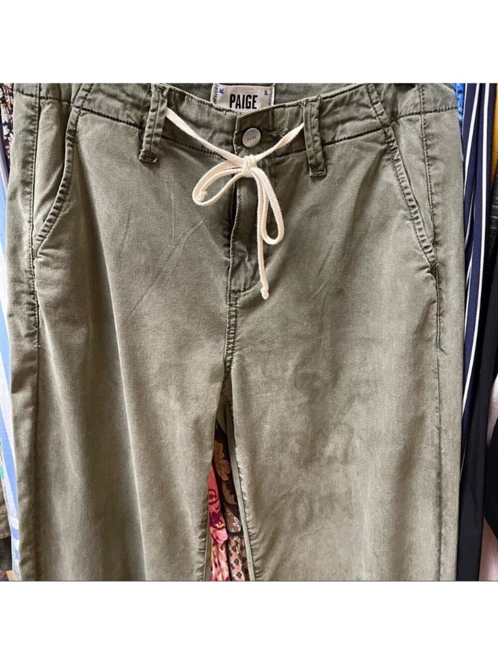 Paige VGUC Carly Wide Leg Pant Size 26 In Vintage Green With Drawstring Waist - Picture 7 of 16